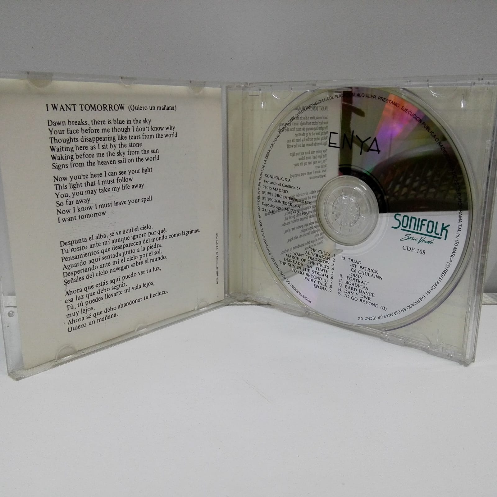 Enya – Enya (CD) - Imagen 3