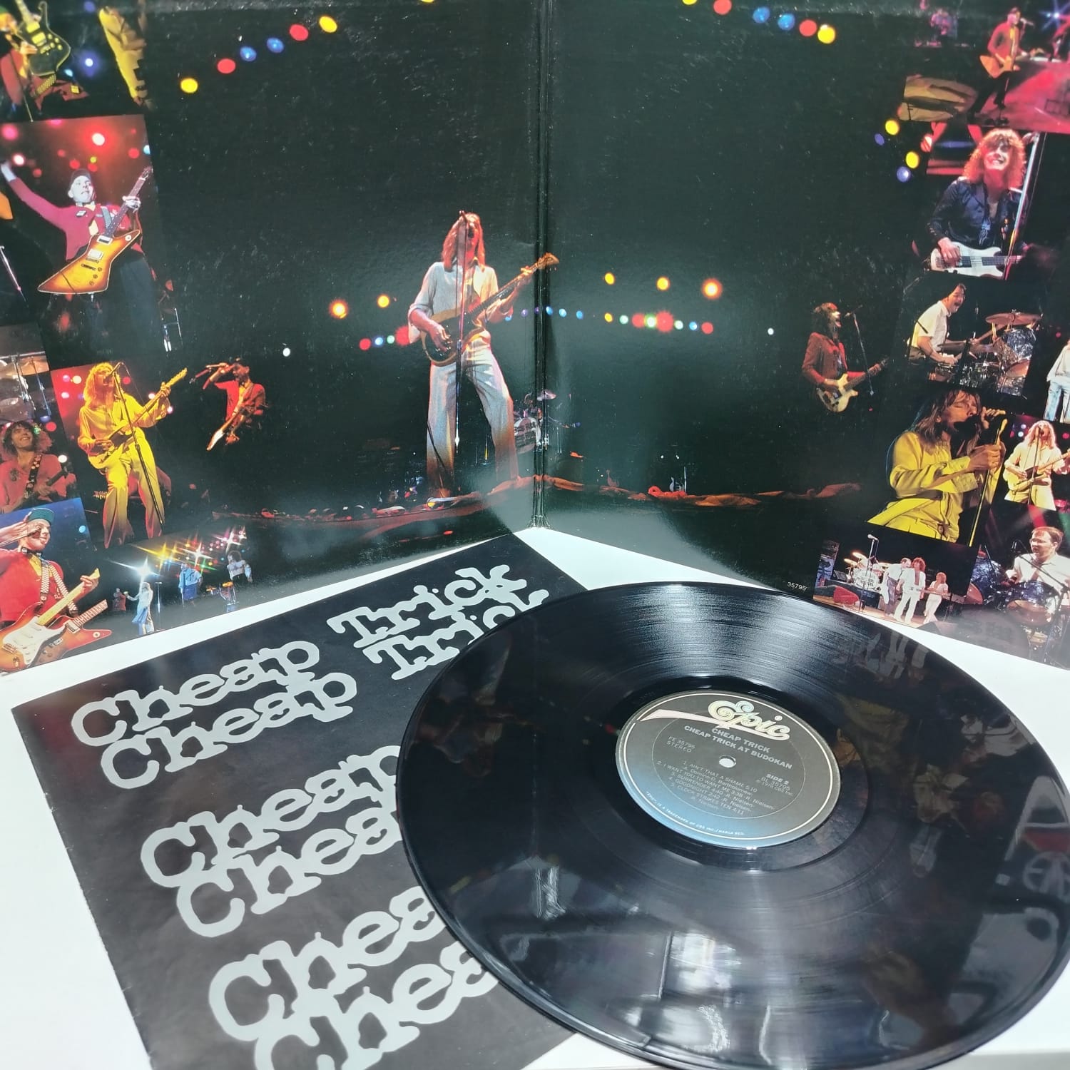 Cheap Trick – Cheap Trick At Budokan (LP EPOCA-JAPAN) - Imagen 6