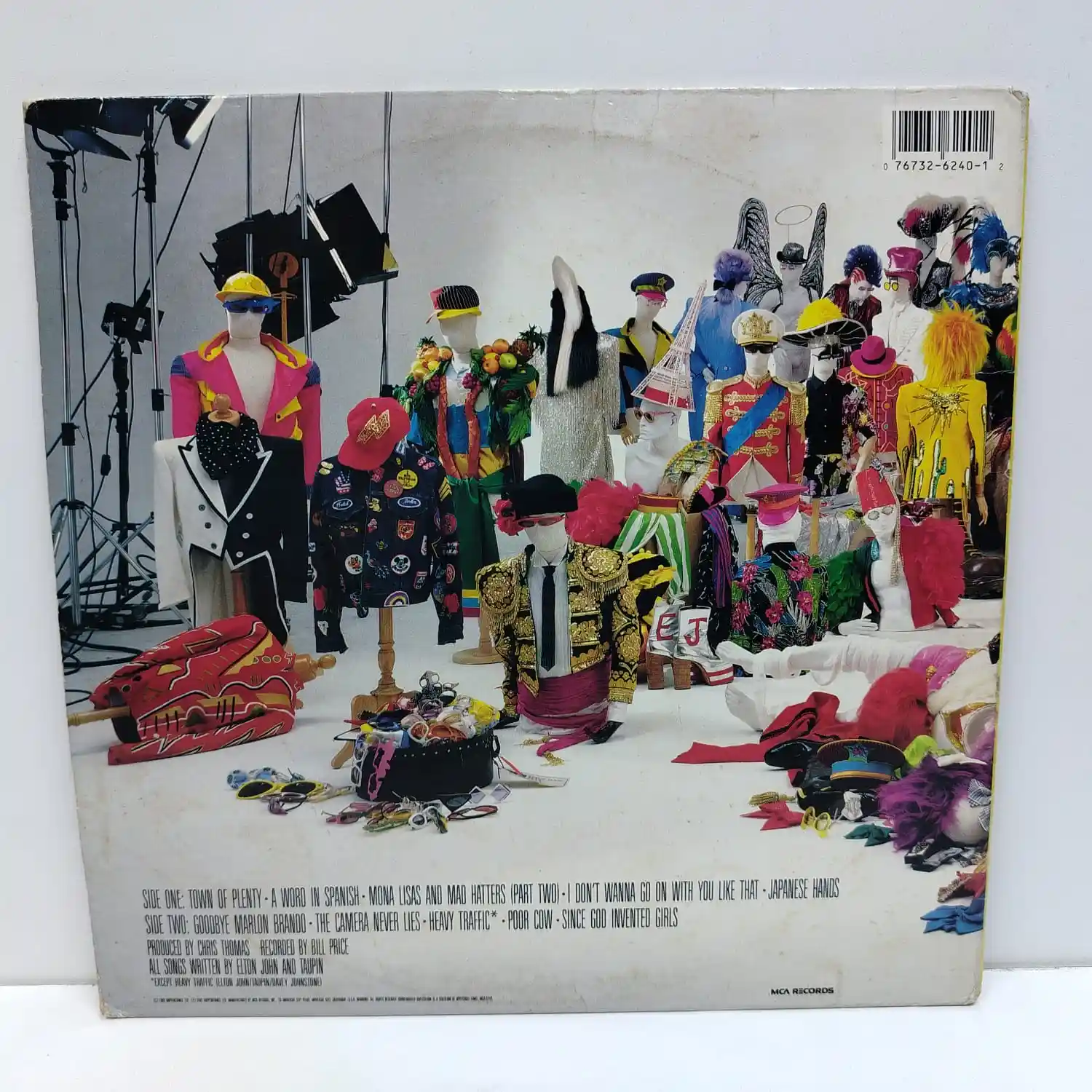 Elton John – Reg Strikes Back (LP EPOCA) - Imagen 2
