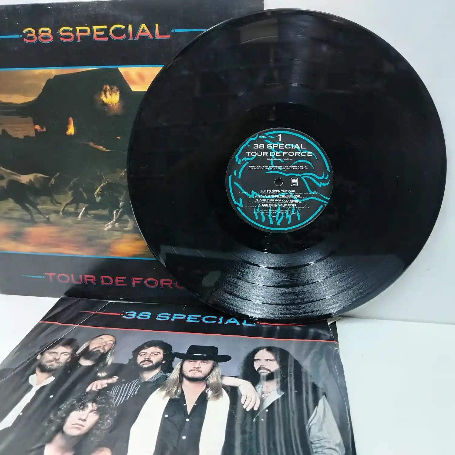 38 Special – Tour De Force (LP EPOCA) - Imagen 4