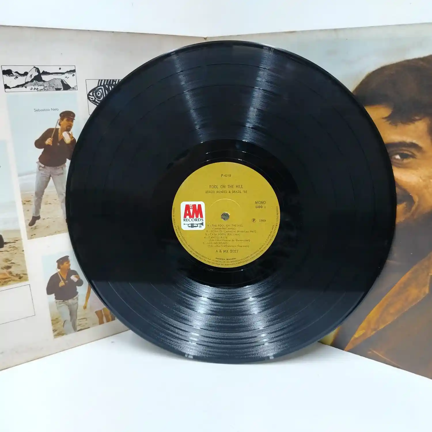 Sergio Mendes & Brasil 66 – Fool On The Hill (LP EPOCA) - Imagen 2