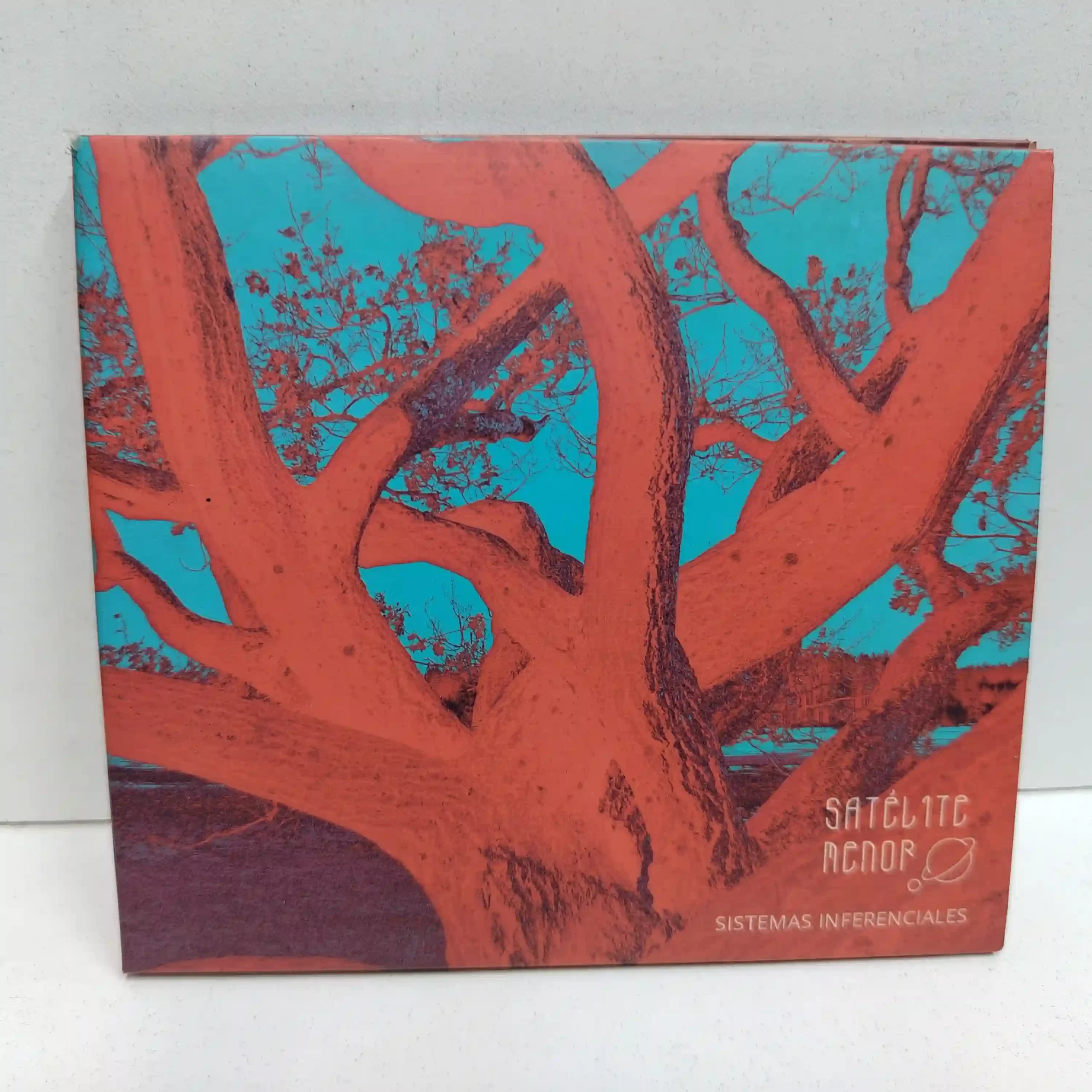 Satelite Menor – Sistemas 6inferenciales (CD)