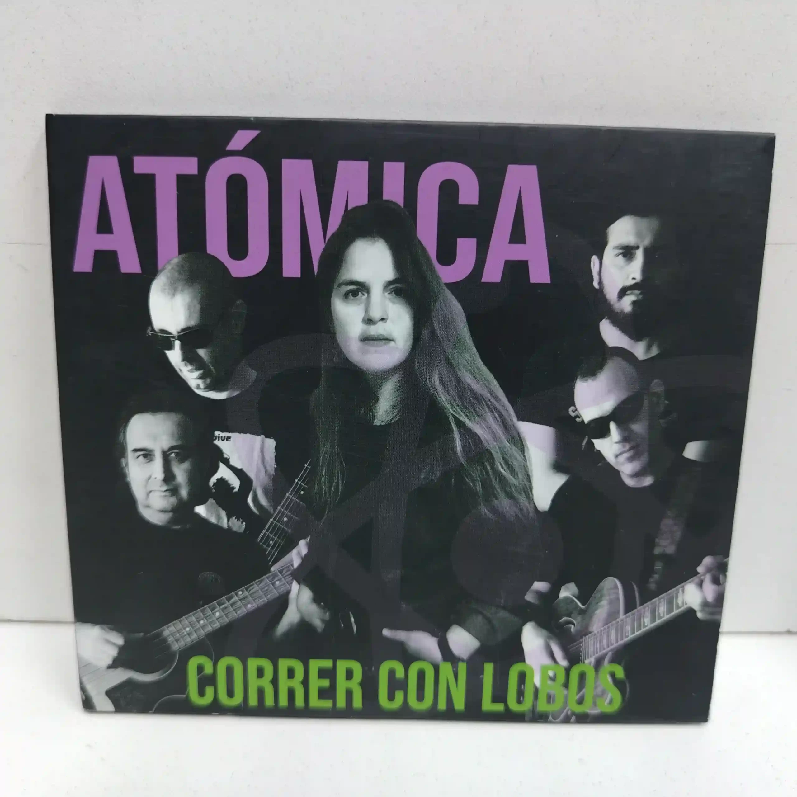 Atómica – Correr con lobos (CD)