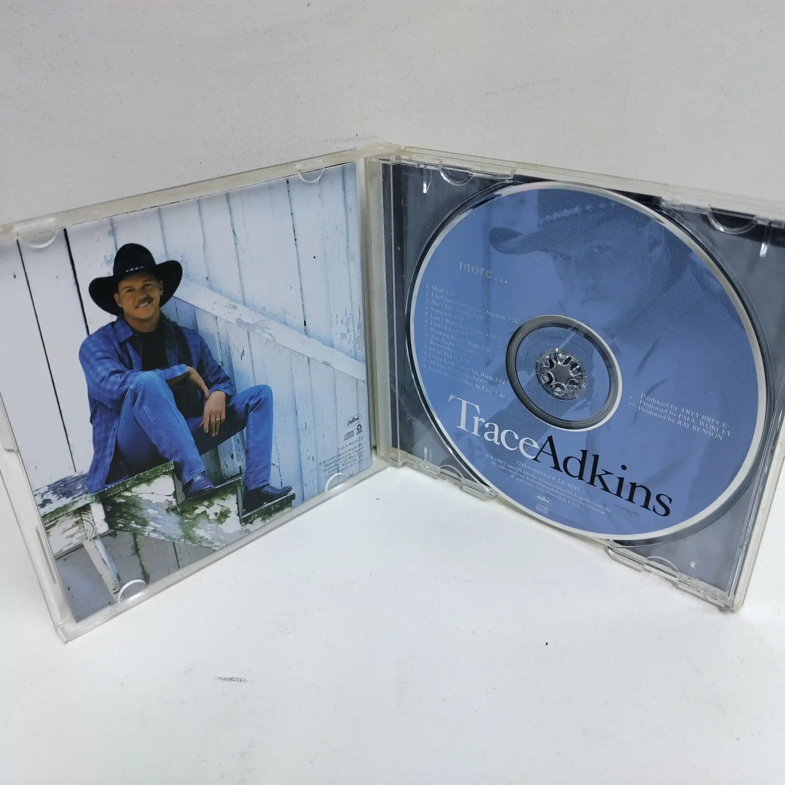 Trace Adkins – More…(CD) - Imagen 3