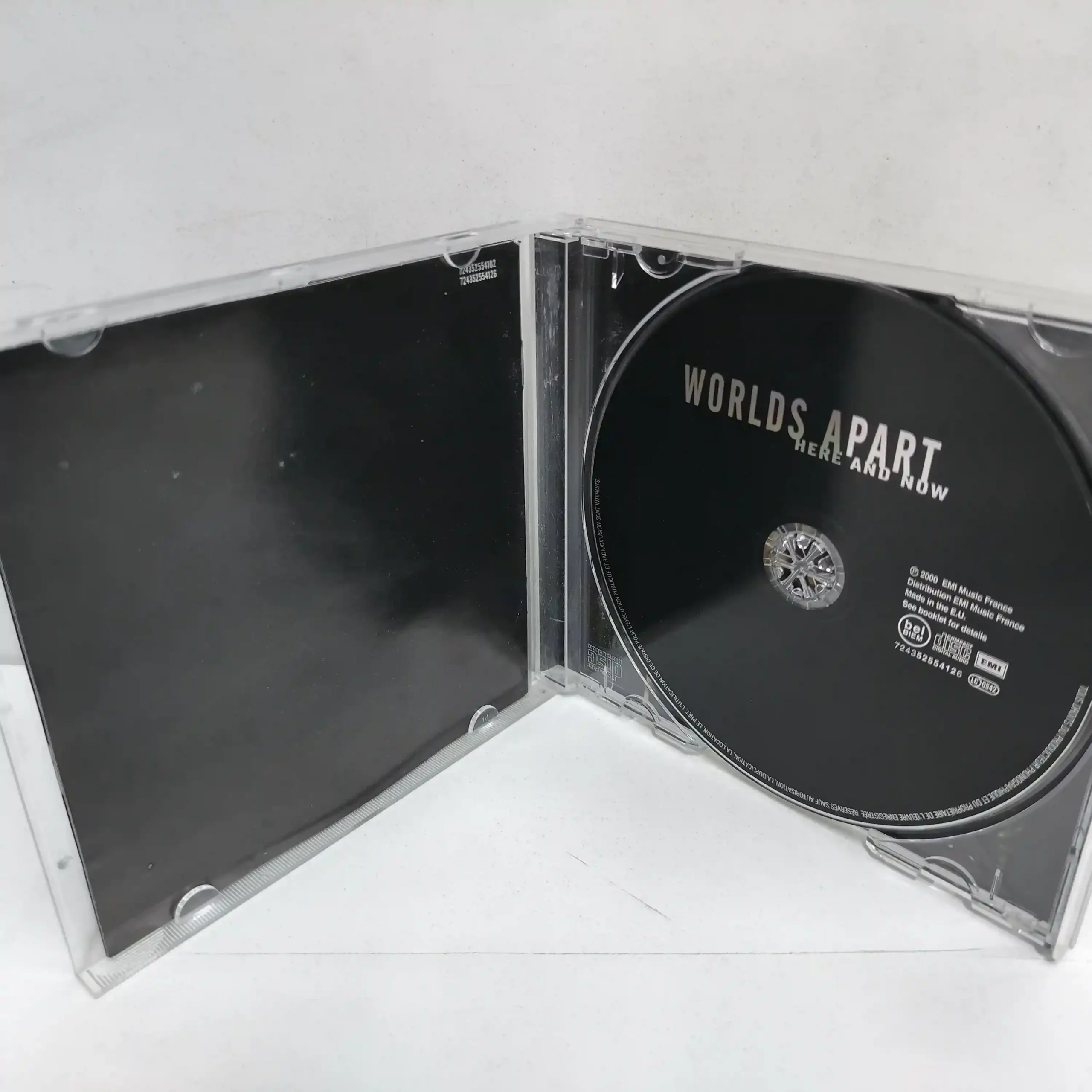 Worlds Apart – Here And Now (CD) - Imagen 3