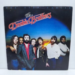 The Doobie Brothers – One Step Closer (LP EPOCA 9/10)