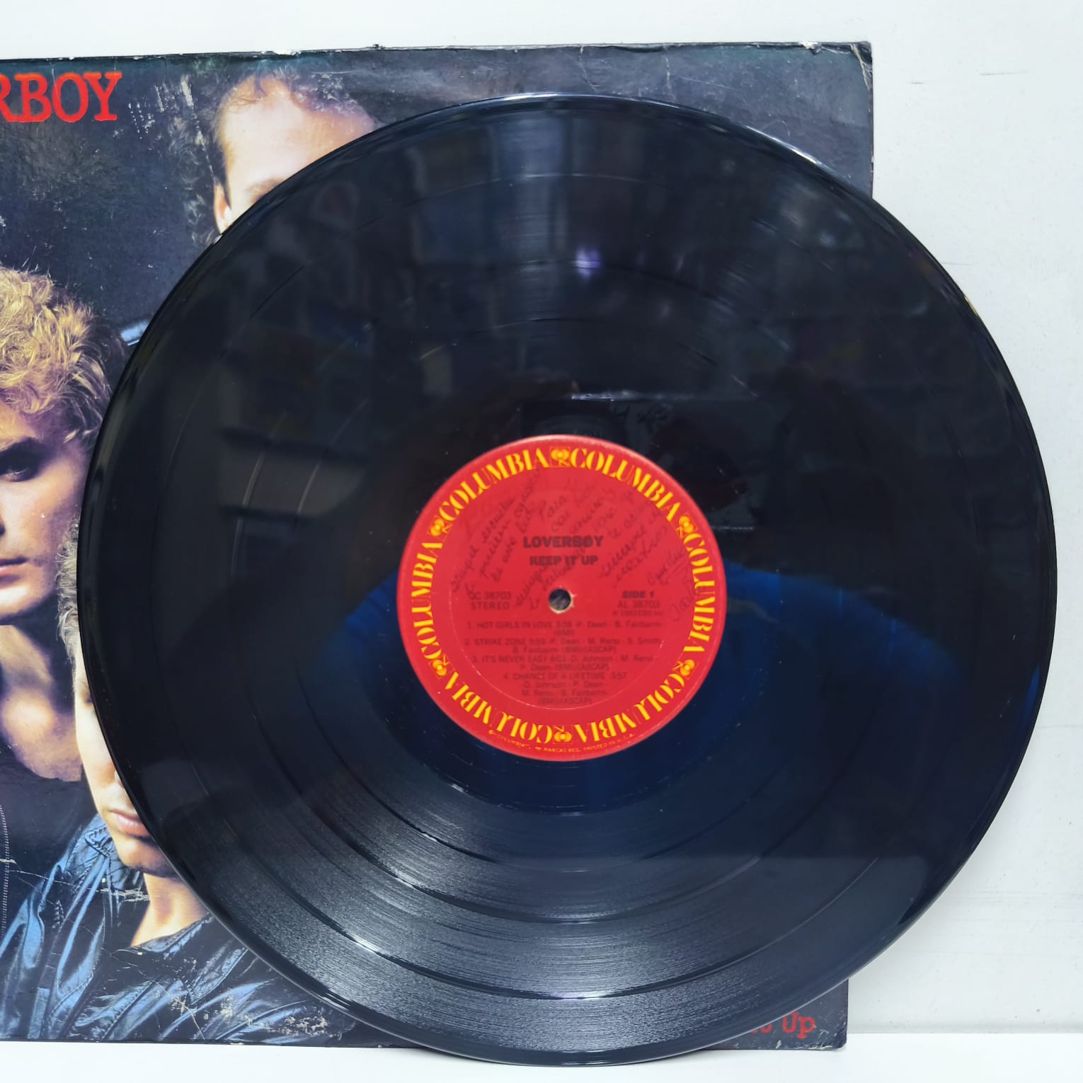 Loverboy – Keep It Up (LP EPOCA 8/10) - Imagen 2
