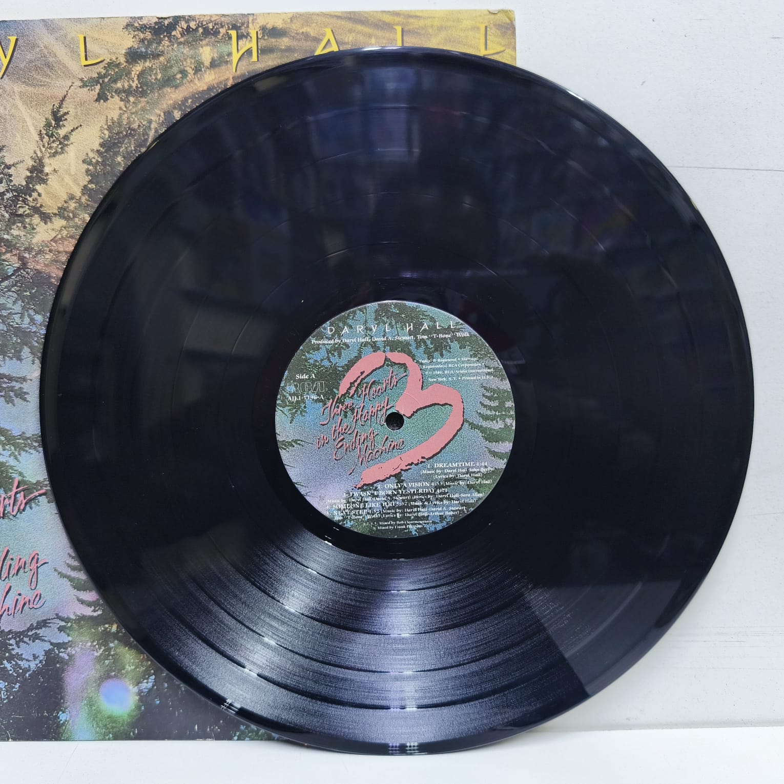 Daryl Hall – Three Hearts In The Happy Ending Machine (LP EPOCA 9/10) - Imagen 6