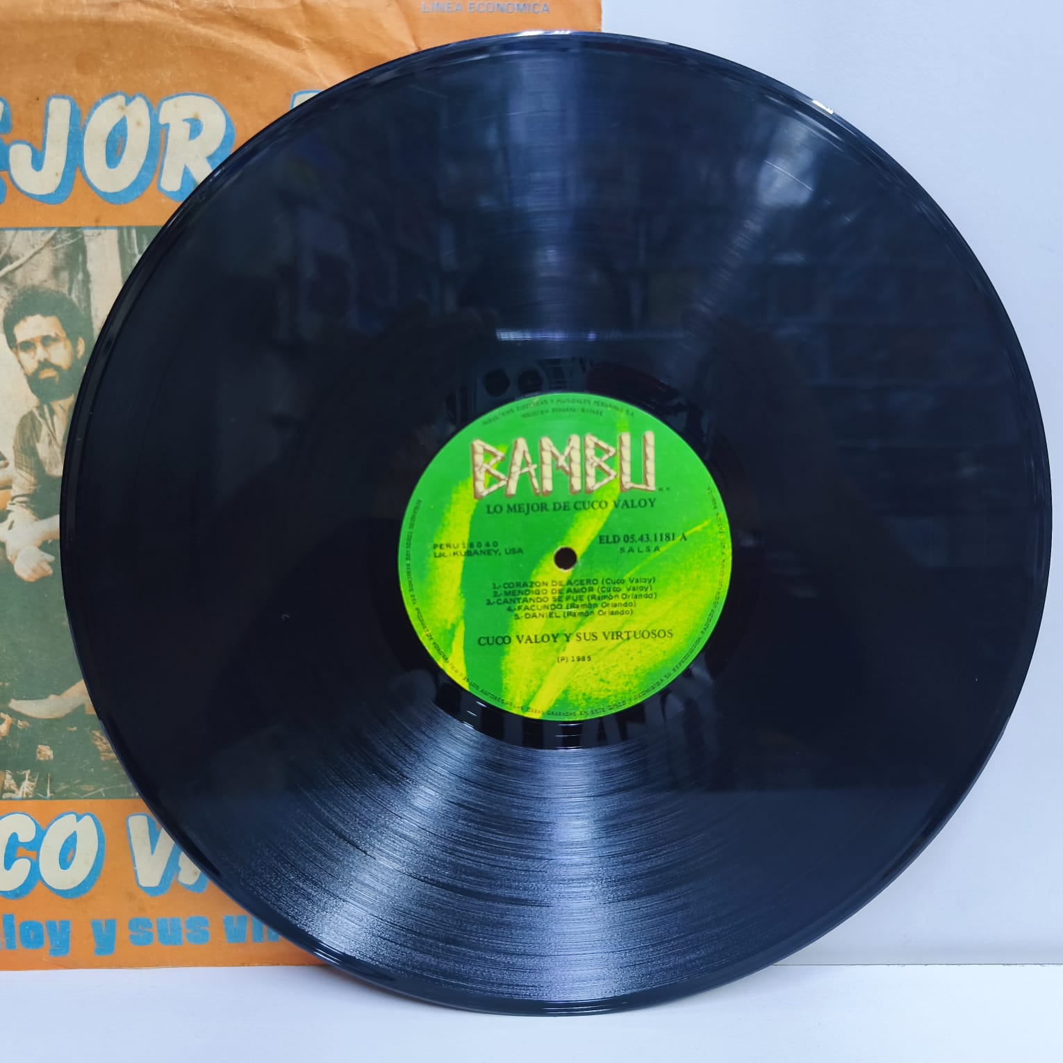 Cuco Valoy Y Los Virtuosos – Lo Mejor De Cuco Valoy (LP EPOCA 8/10) - Imagen 4