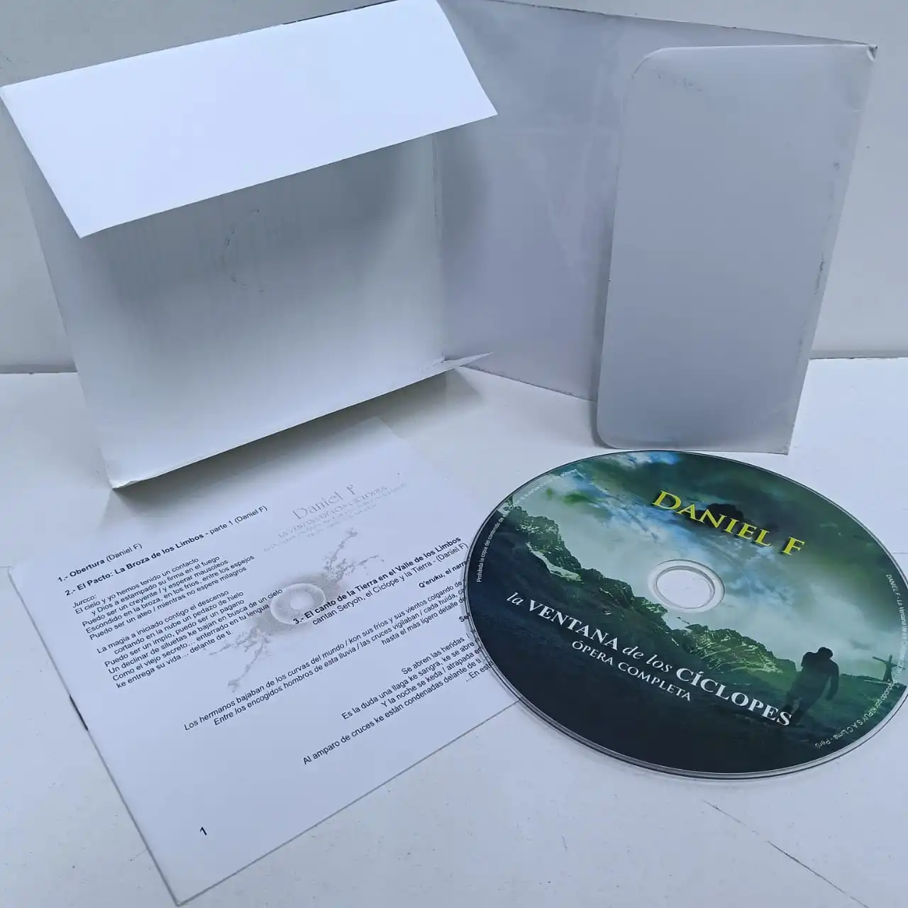 Daniel F – La Ventana De Los Cíclopes (CD) - Imagen 3