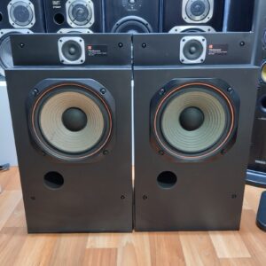 Parlantes Technics SB-4500 (75W)