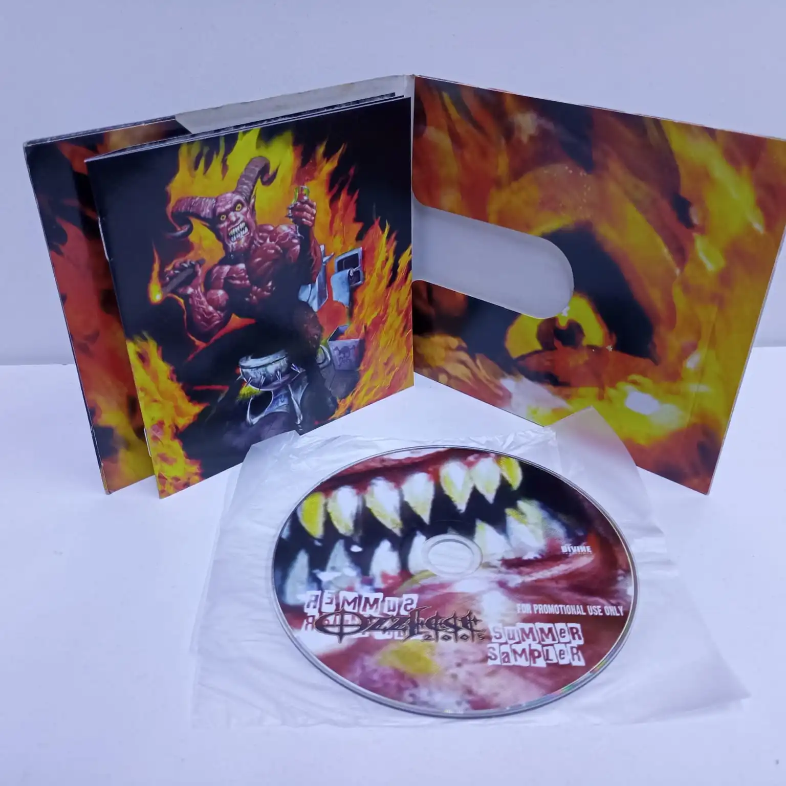 Ozzfest 2005 – Summer Sampler (CD) - Imagen 2