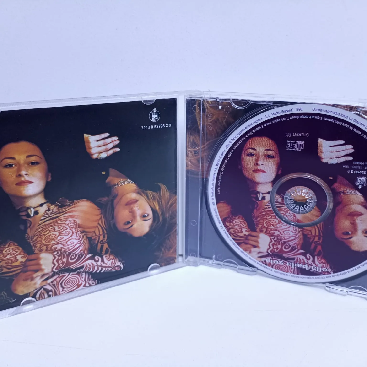 Ella Baila Sola – Ella Baila Sola (CD) - Imagen 2