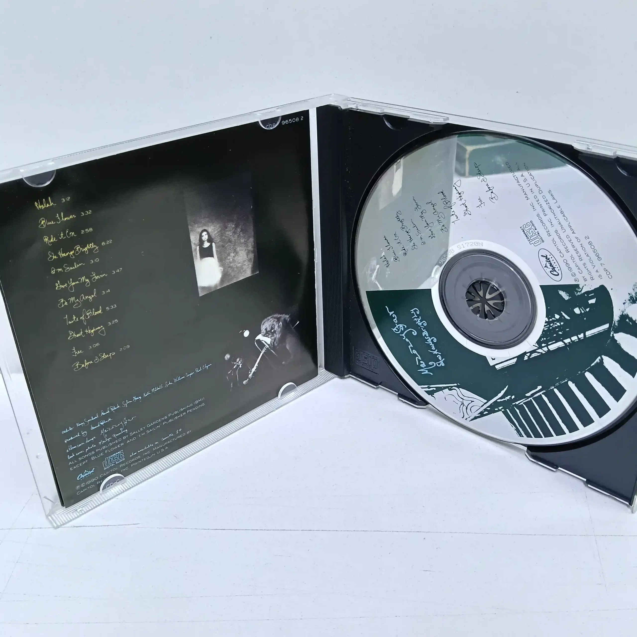 Mazzy Star – She Hangs Brightly (CD) - Imagen 3