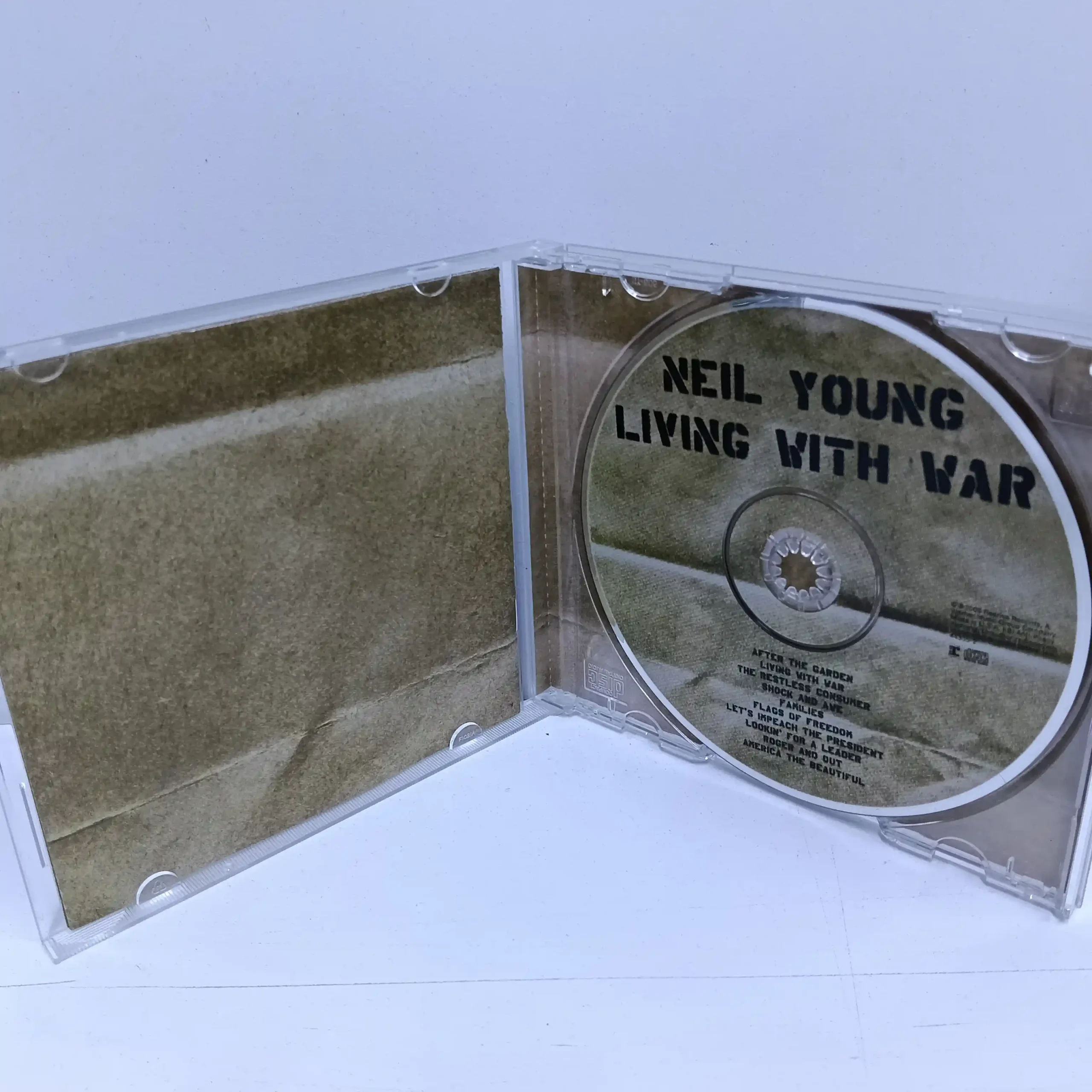 Neil Young - Living With War (CD) - Imagen 2