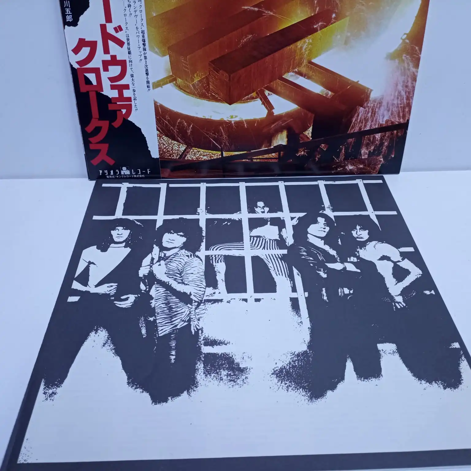 Krokus – Hardware (LP EPOCA JAPAN + OBI) (9.5/10) - Imagen 3