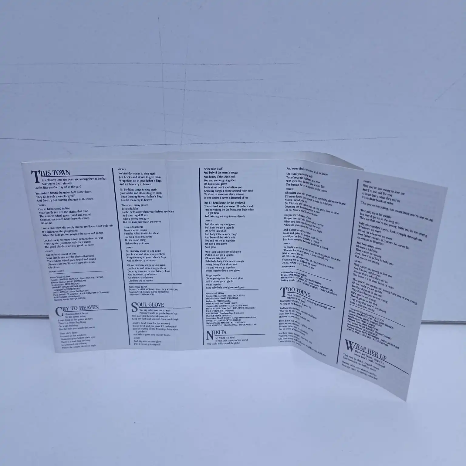 Elton John – Ice On Fire (CASSETTE) - Imagen 2