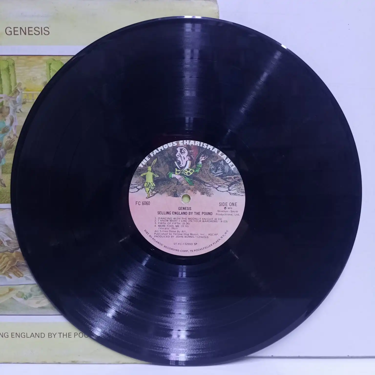 Genesis – Selling England By The Pound (LP EPOCA) - Imagen 3