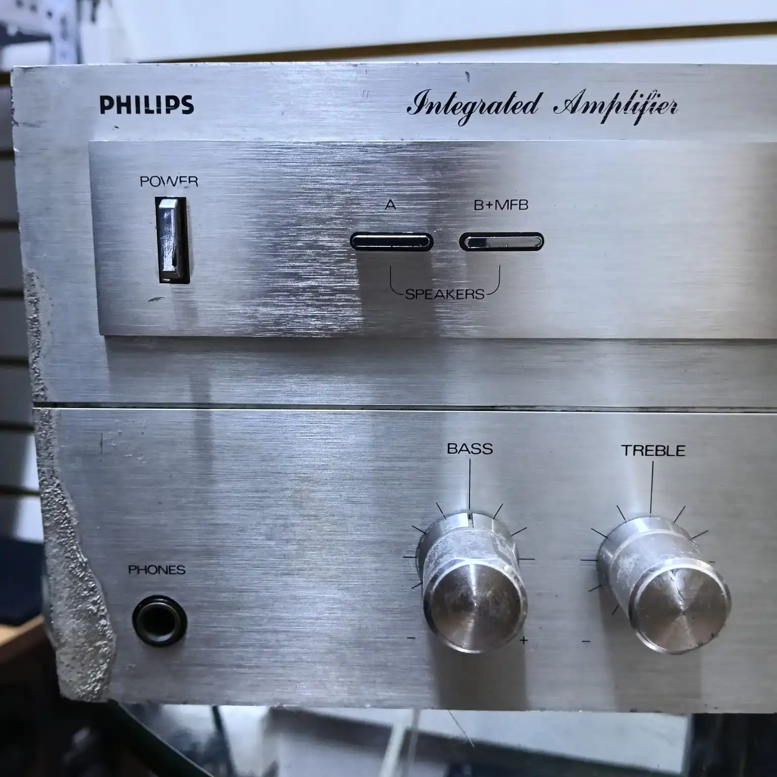 Amplificador Integrado Phillips 395 - Imagen 8