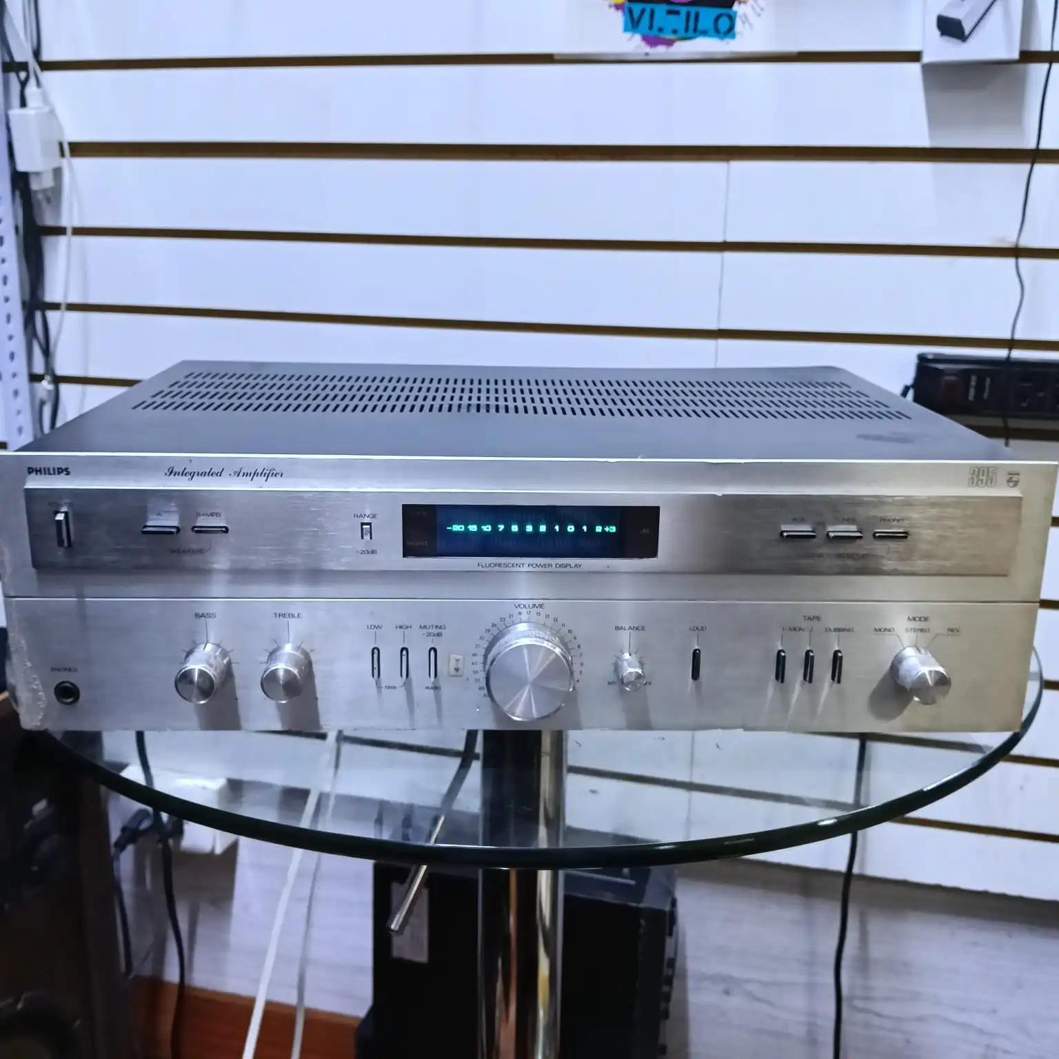 Amplificador Integrado Phillips 395