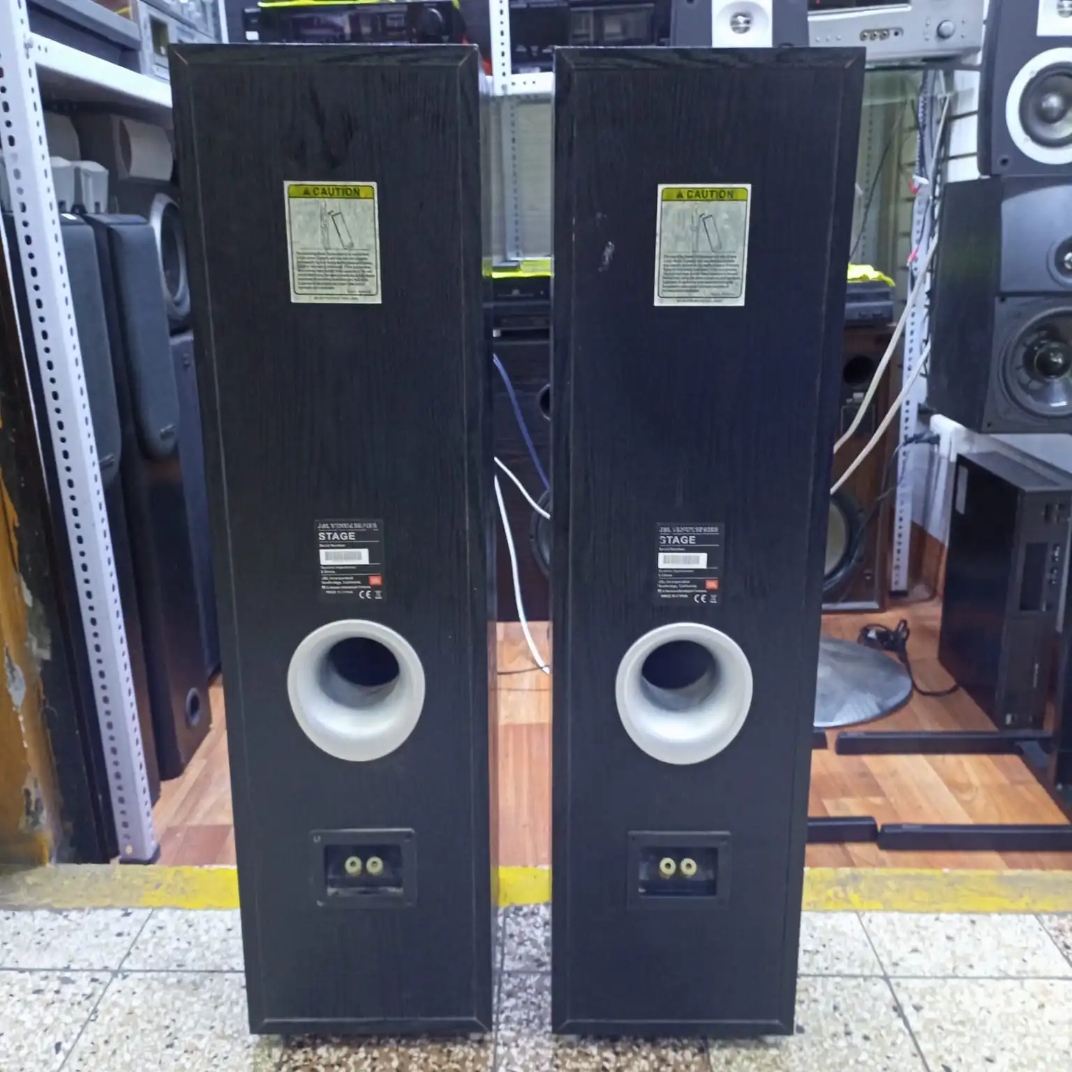 Parlantes JBL VENUE SERIES STAGE (110 W.) - Imagen 7