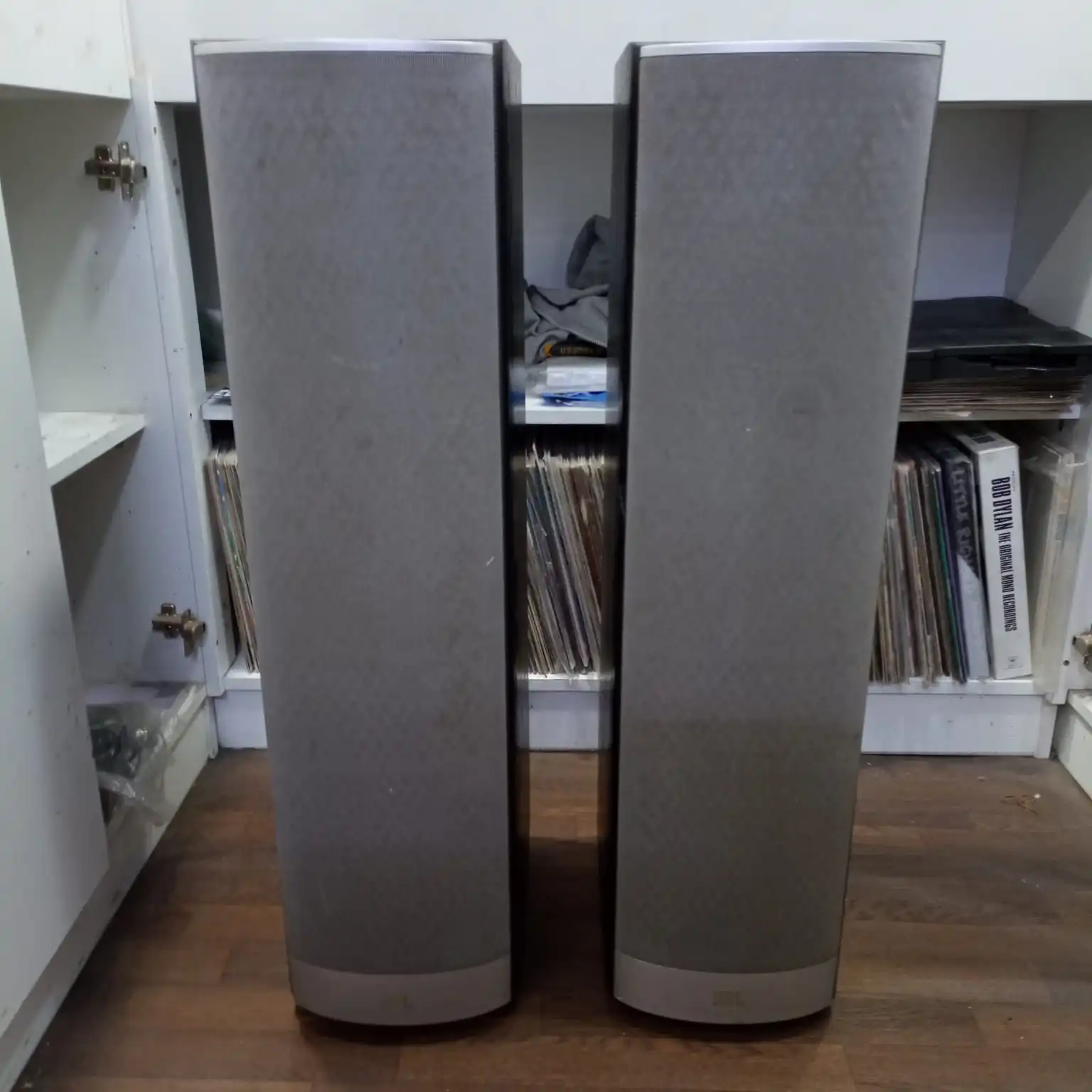 Parlantes JBL VENUE SERIES STAGE (110 W.) - Imagen 10