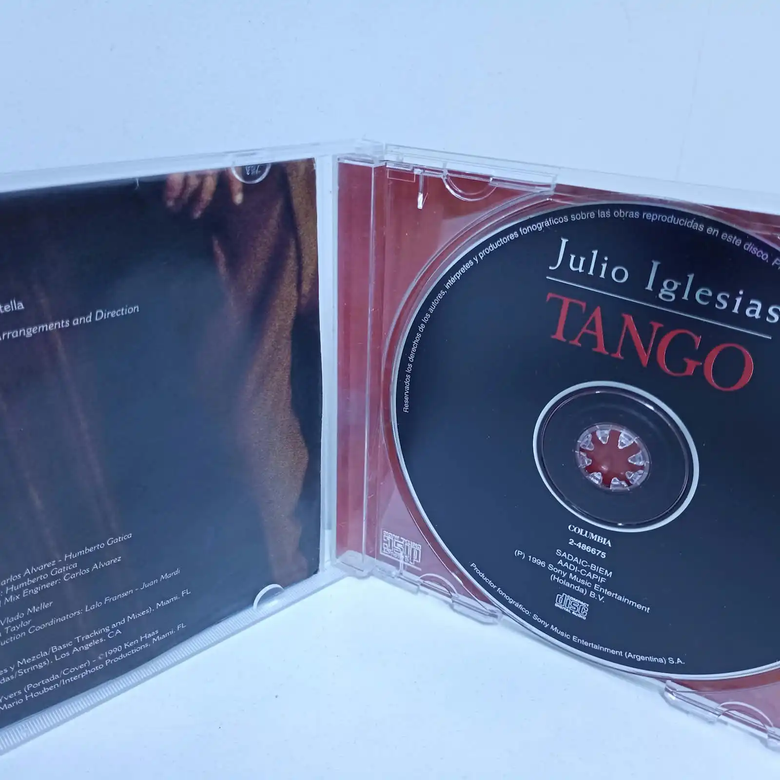 Julio Iglesias – Tango (CD) - Imagen 3